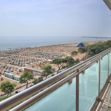 Apartments In Lignano Sabbiadoro 42741 *
