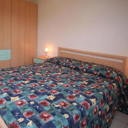 Apartments In Lignano Sabbiadoro 42741 アパート リニャーノ・サッビアドーロ