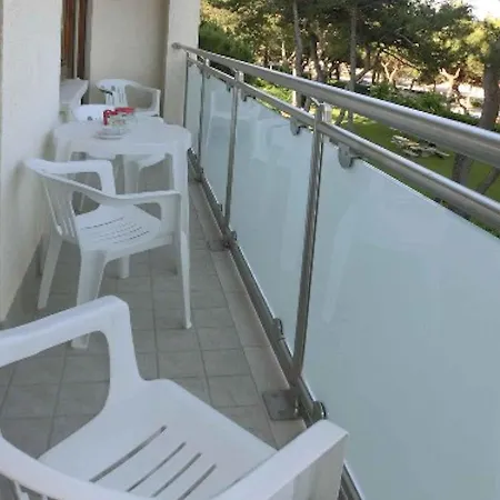Apartments In Lignano Sabbiadoro 42741 Apartamento