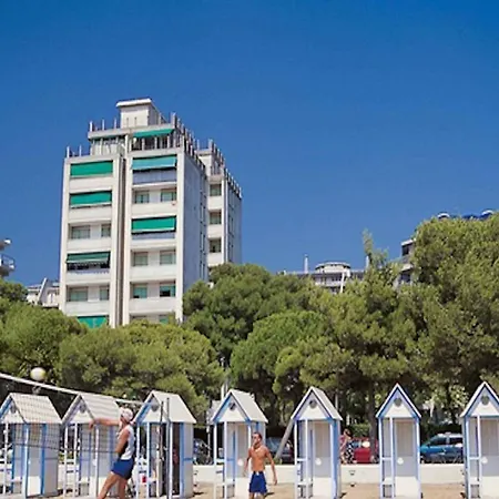 Apartments In Lignano Sabbiadoro 42741 Apartamento