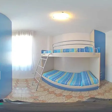 Apartments In Lignano Sabbiadoro 42741 アパート リニャーノ・サッビアドーロ